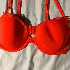 Victoria's Secret red 36c